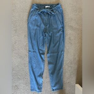 Dynamite Women's Blue Jean pants